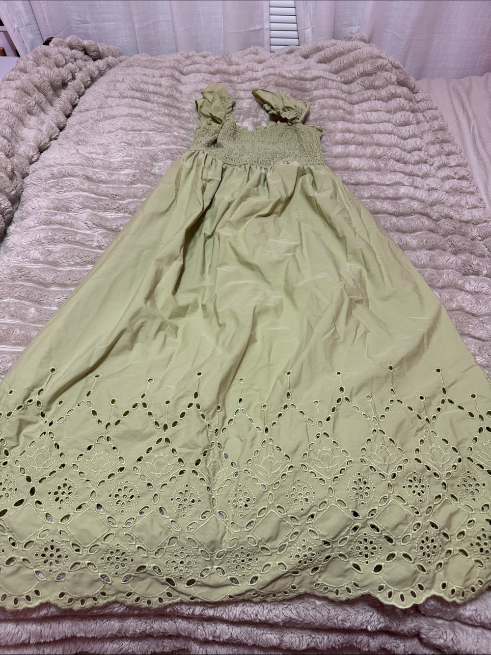 Blu Pepper Light Green Midi Dress